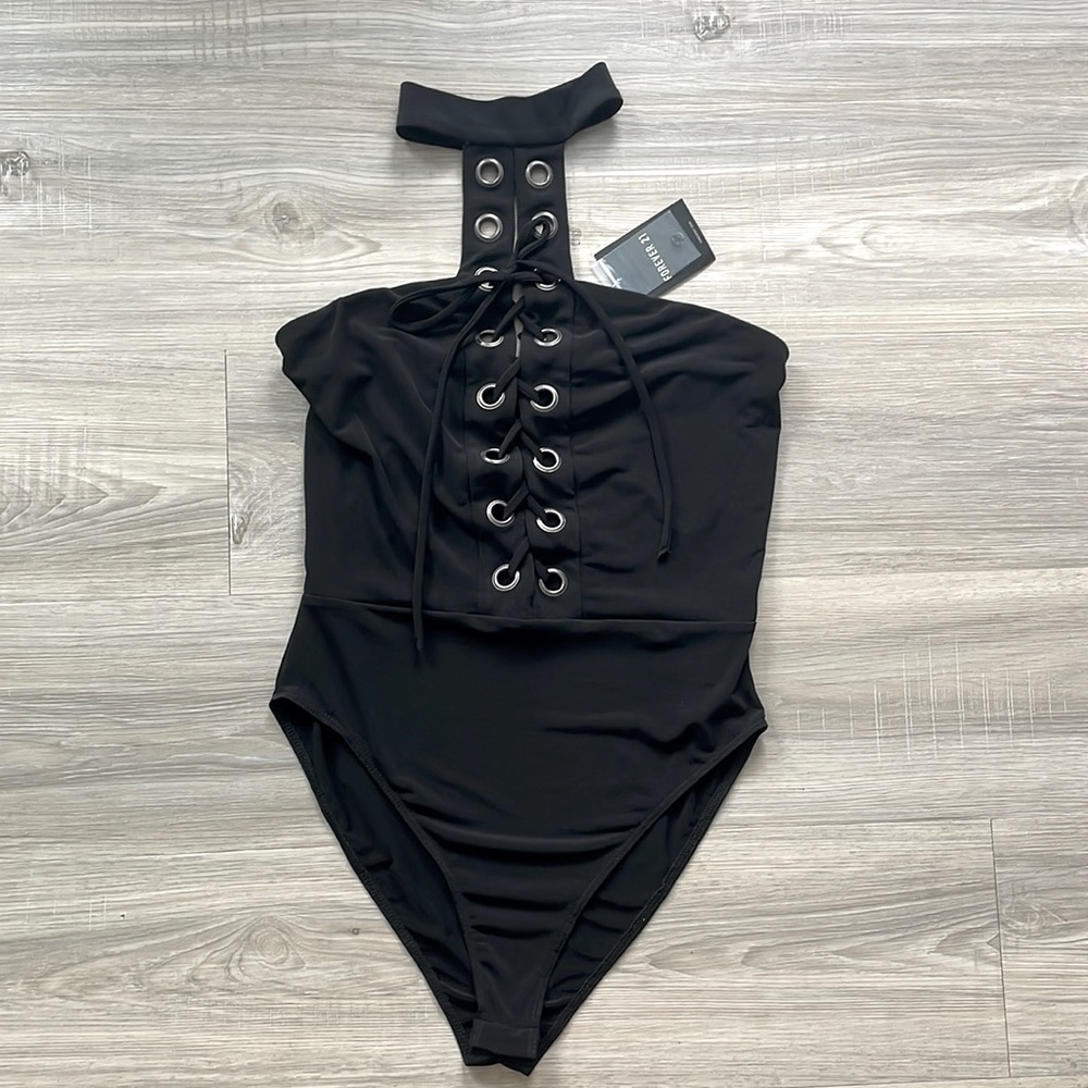 🆕 Black bodysuit